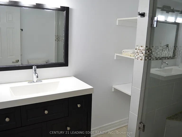 10 Tartan Ave #BASEMENT — Photo 10