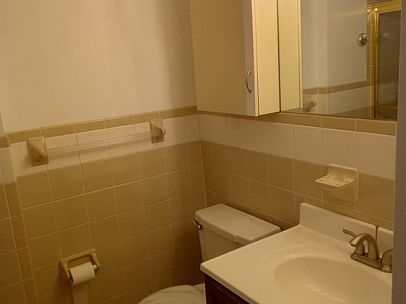 4th image of 71-49 Metropolitan Ave #1F