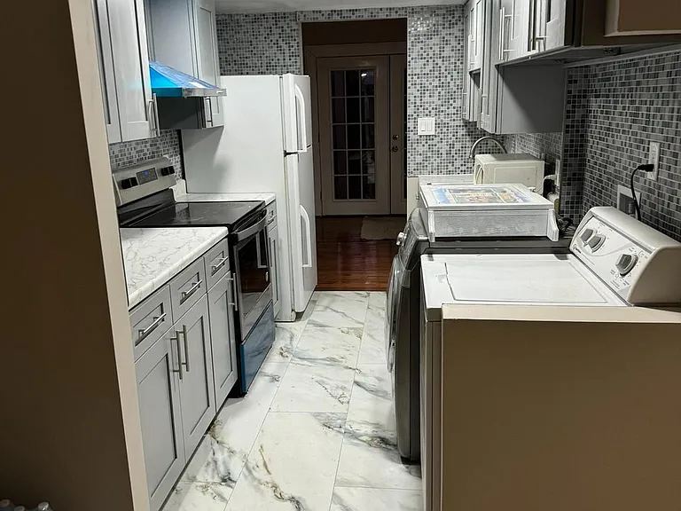 2902 Buell Ct — Photo 5