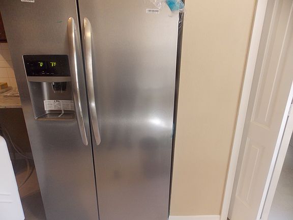 4th image of 1136 Alhambra Way S