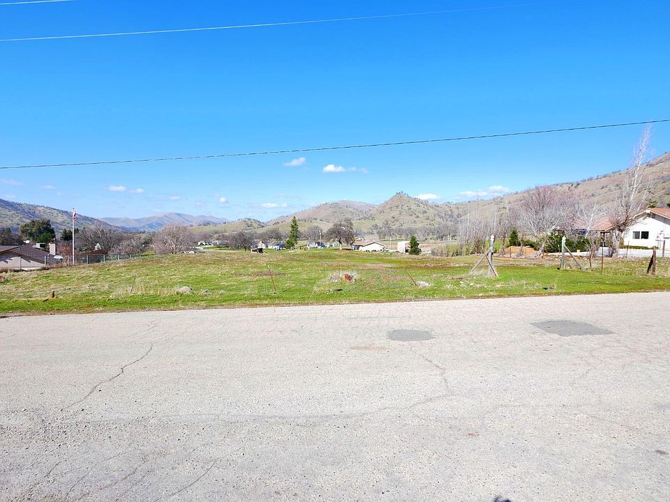 1st image of 209 Lupine Dr