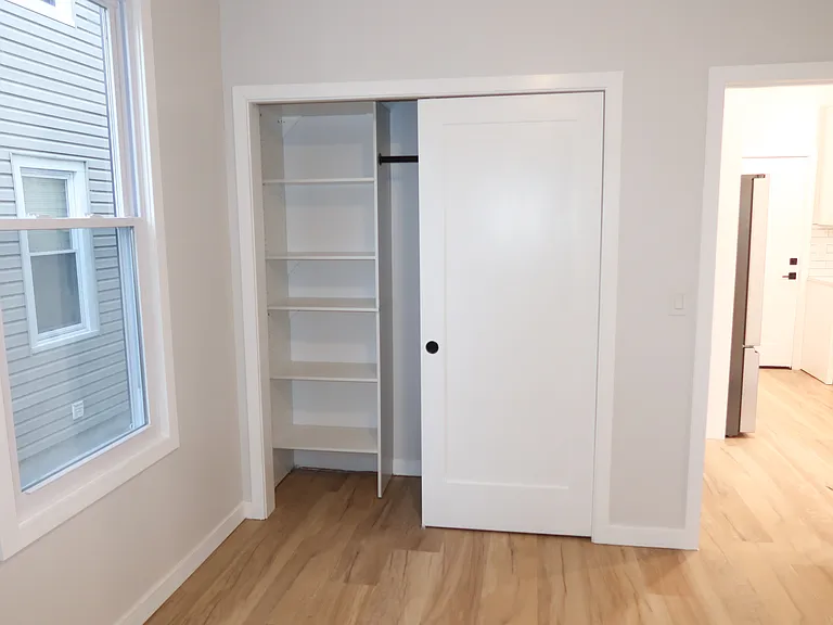 116 Van Riper Ave #1 — Photo 10