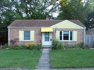 1410 North Path, Wheaton, IL 60187