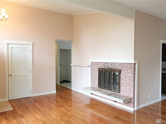 2nd image of 4525 126th Avenue Ct E