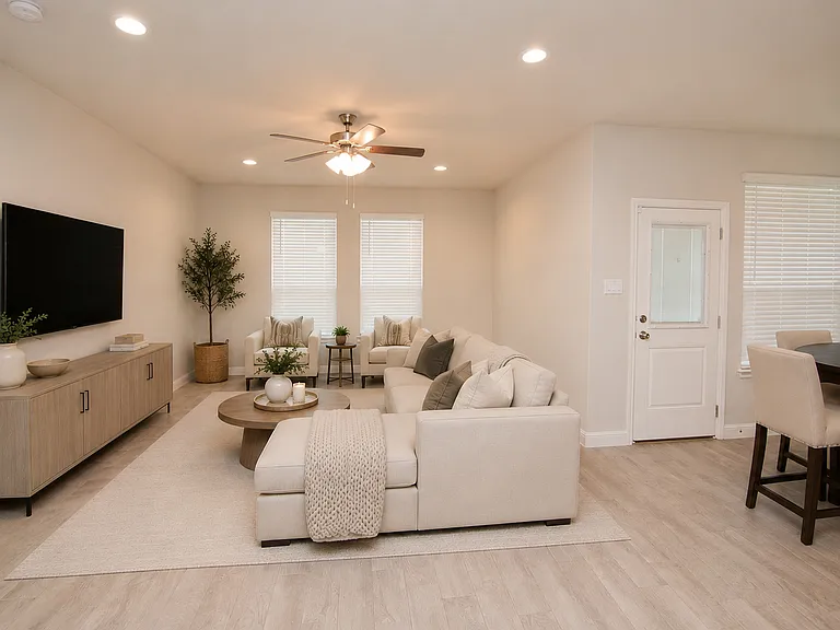 1804 Mensa Dr — Photo 10