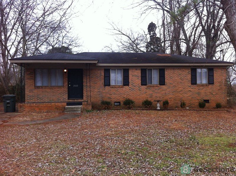 2nd image of 2602 Hanover Dr NW