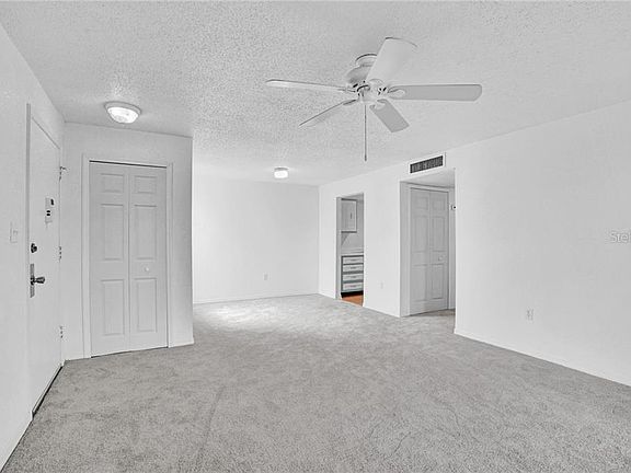 5th image of 518 Orange 22 Dr