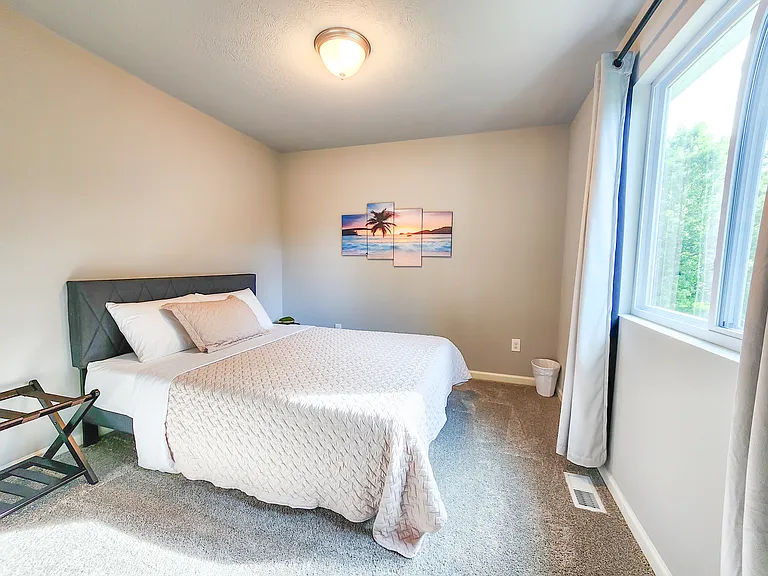 918 Forest St — Photo 32