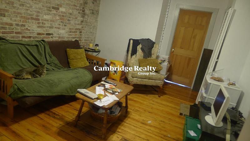 2nd image of 750 Huntington Ave #2T