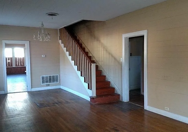102 Pine St — Photo 2