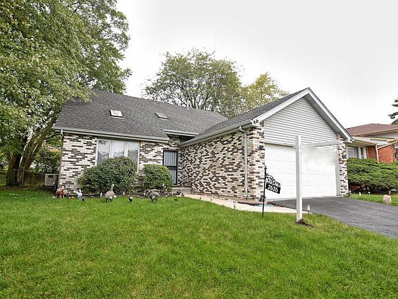 3rd image of 2636 Woodworth Pl