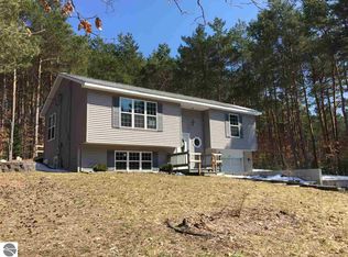 3475 Paradise Rd, Kingsley, MI 49649