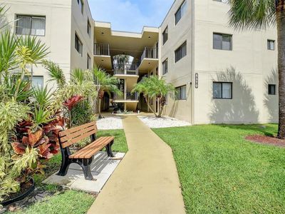 5370 Las Verdes Circle #315, Delray Beach, FL, 33484