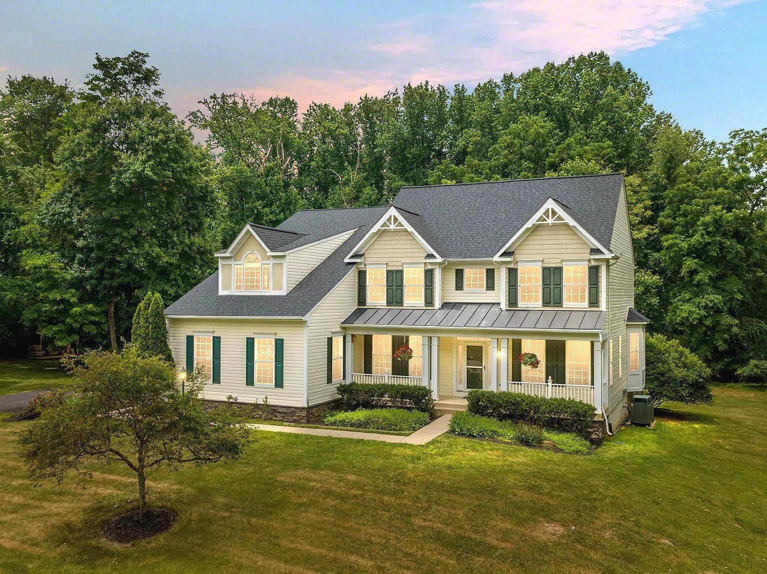 17211 Flint Farm Dr, Round Hill, VA 20141 MLS VALO2051804 Zillow