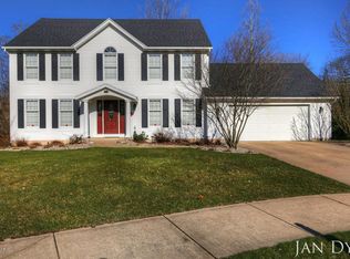 3313 Breton Valley Dr SE, Kentwood, MI