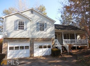 7330 Hunters Ridge Dr, Douglasville, GA 30134