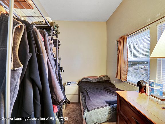 3rd image of 7016 Kingdon Ave