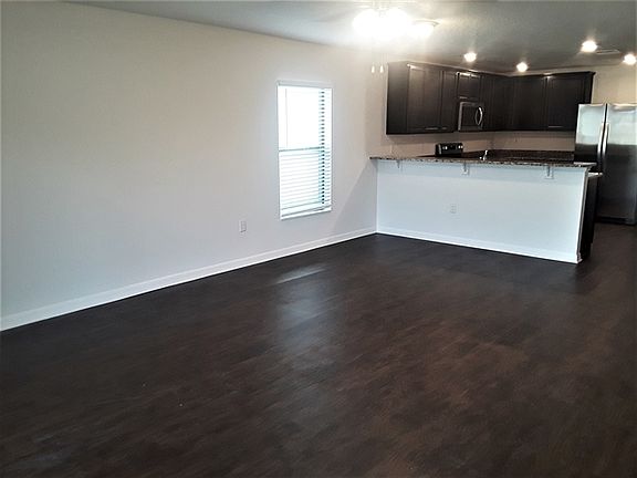 4th image of 1108 Wynnmere Walk Ave