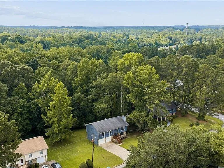 7055 Hania Dr — Photo 33