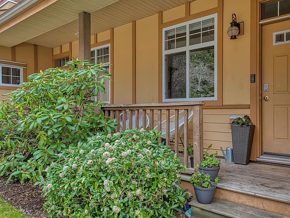 3rd image of 809 North Rd #4