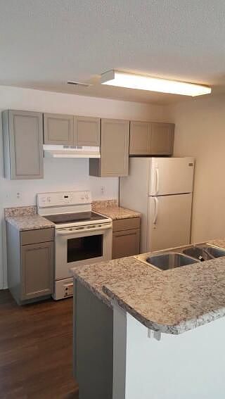 2nd image of 3507 Marquis Ct