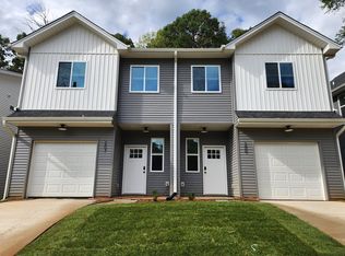 209 9th Ave SE, Hickory, NC 28602
