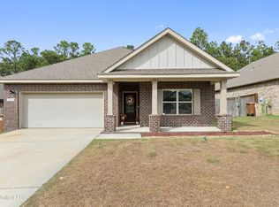 5331 Overland Dr, Biloxi, MS 39532