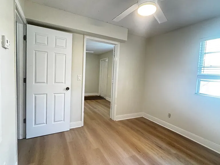 3008 Hillview St — Photo 22