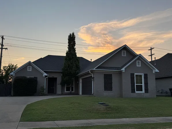 2075 Bellingrath Gdns, Conway, AR 72034