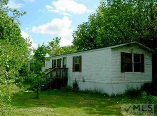 1 Susan Pl, Kerhonkson, NY 12446