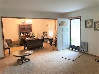 4th image of 109 Tremont Dr