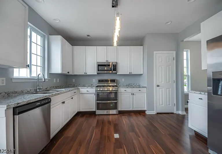 227 Winding Hill Dr — Photo 11