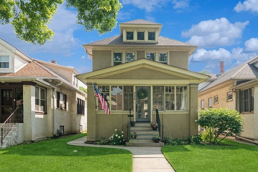 1st image of 536 Clarence Ave