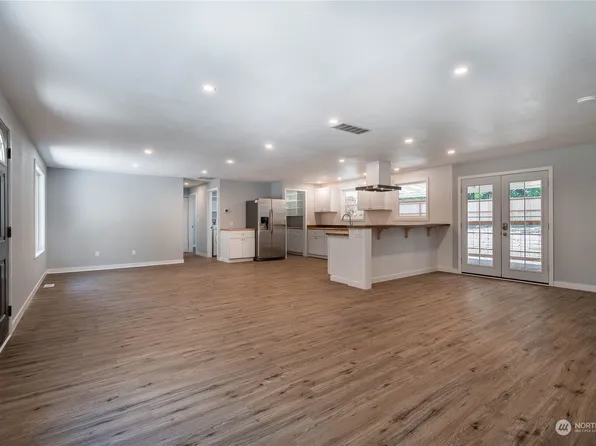 8011 Mazama Street SW, Olympia, WA 98512