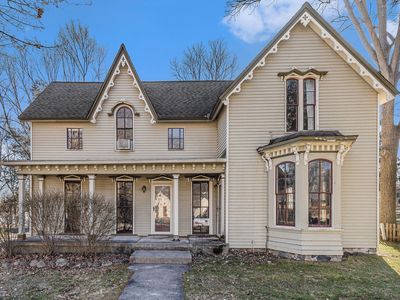 613 S East St, Fenton, MI, 48430