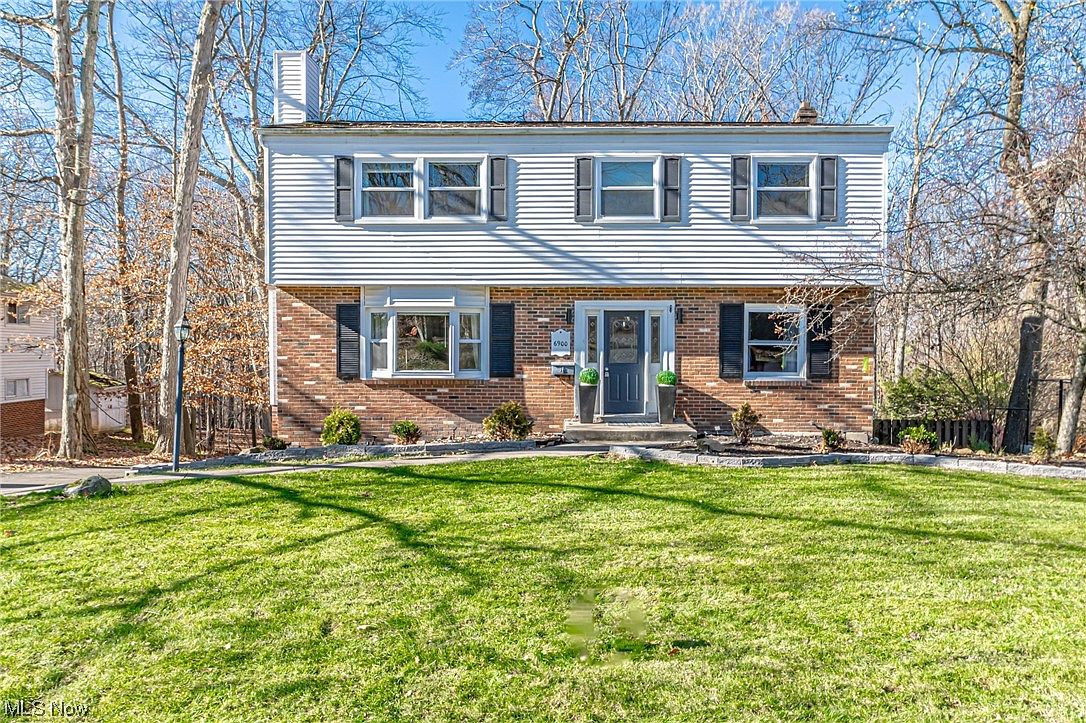 6900 Sandy Hook Dr, Parma, OH 44134 Zillow