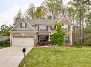 1030 Thorngate Dr, Cumming, GA 30040