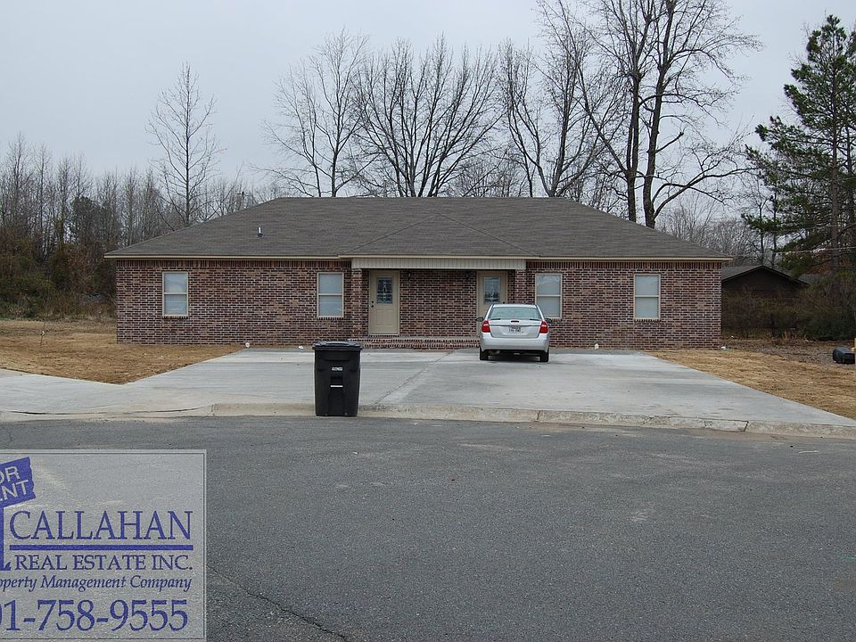 1st image of 7 Davis Cir
