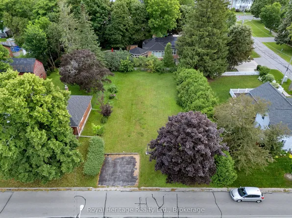 172 Beaver St S, Clarington, ON L1B 1C4