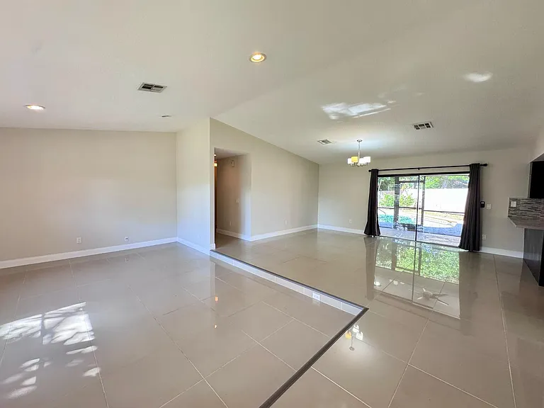 13471 Jonquil Pl — Photo 5