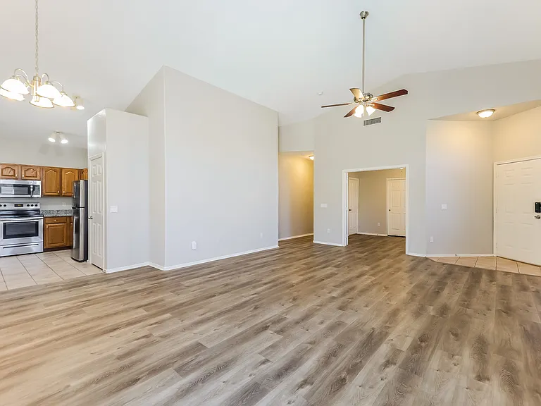 14535 N 87th Dr — Photo 3