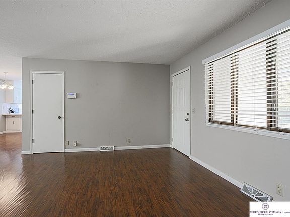 5th image of 6205 N 114th St