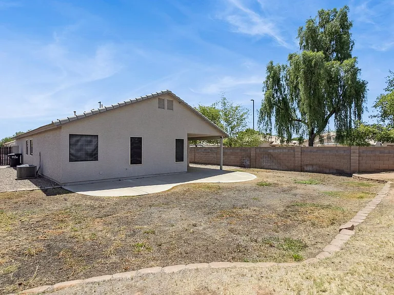 1556 N Rockwell Ct — Photo 29