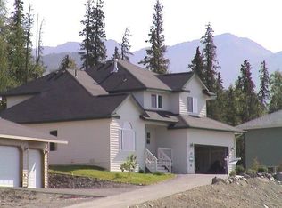 15807 Noble Point Dr, Anchorage, AK 99516