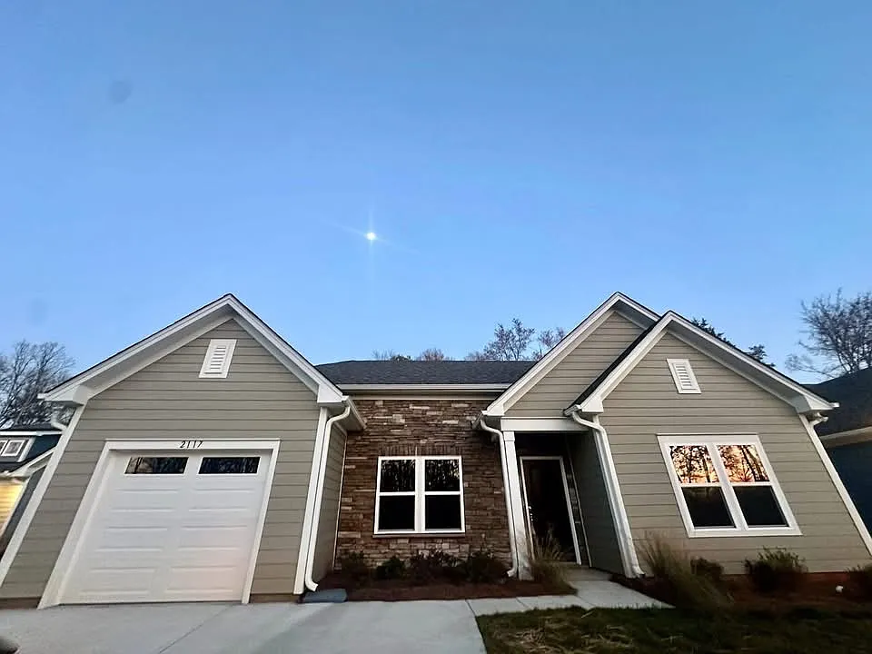 Tom Sadler Rd, Charlotte — Photo 1