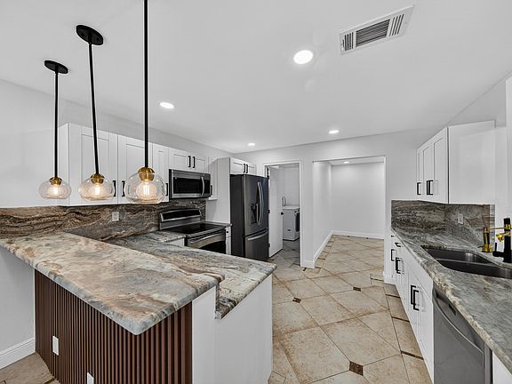 2nd image of 6194 Laurel Lane #C