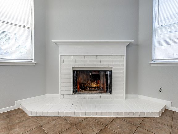4th image of 3012 High Plains Dr