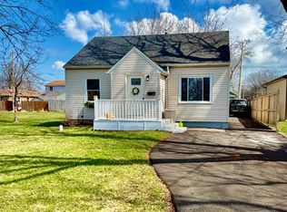 39 Manser Dr, Amherst, NY