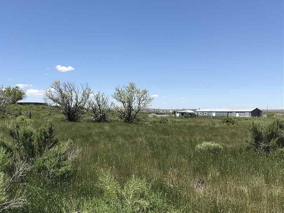 1st image of 400 Montana Ct