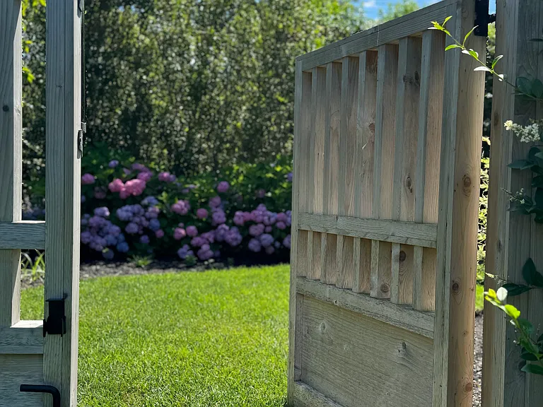 111 Halsey St — Photo 4
